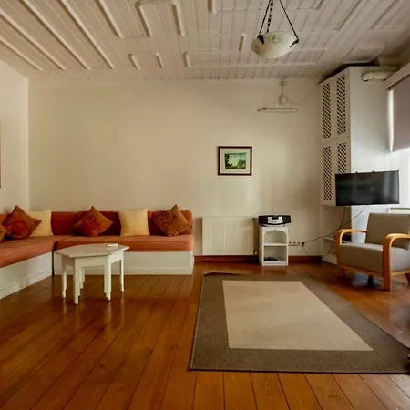Terrace Triplex In Peninsula 别墅
